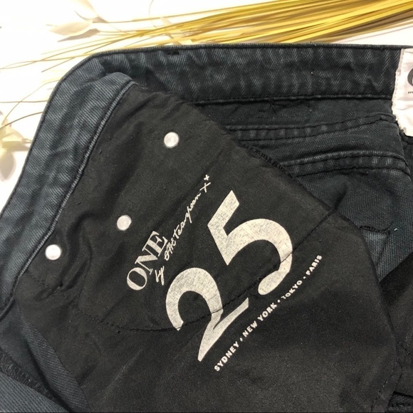 ONE TEASPOON Fox Black Eagles - Picture 7 of 8